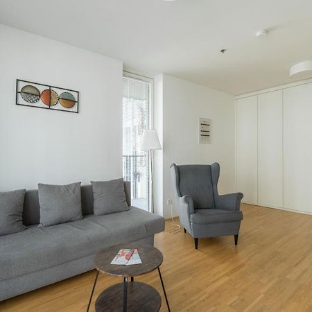 Easy Flat Green Prater Wenen Buitenkant foto